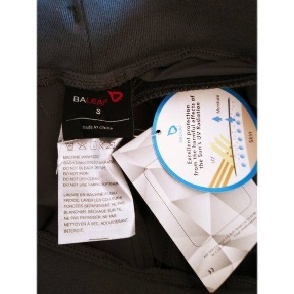 nwt Women's Grey Elastic Waist Lightweight Capris UPF 50+ - Picture 11 of 13